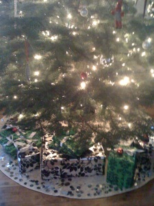 christmas-tree-skirt